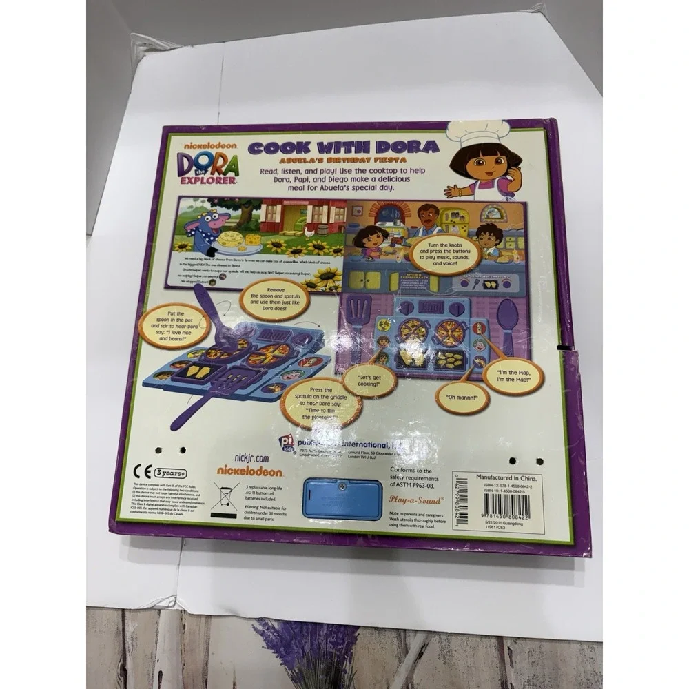 Cook With Dora the Explorer Abuela's Birthday Fiesta 2011 With‎ Sound/toys